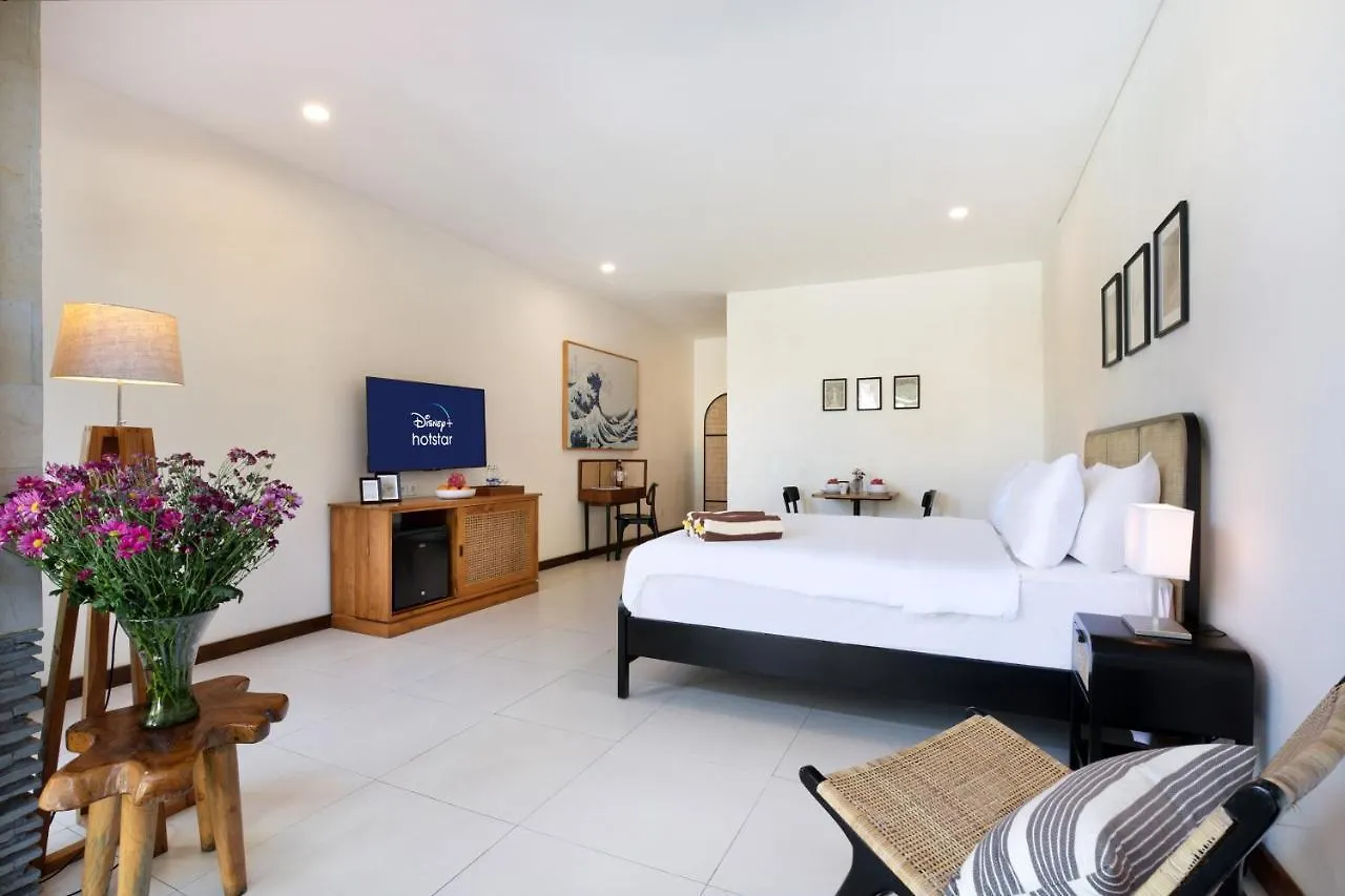 Big Private 11 Bed, 12,5 Bath, Rosefield Villa With Pool, Close To The Beach Canggu