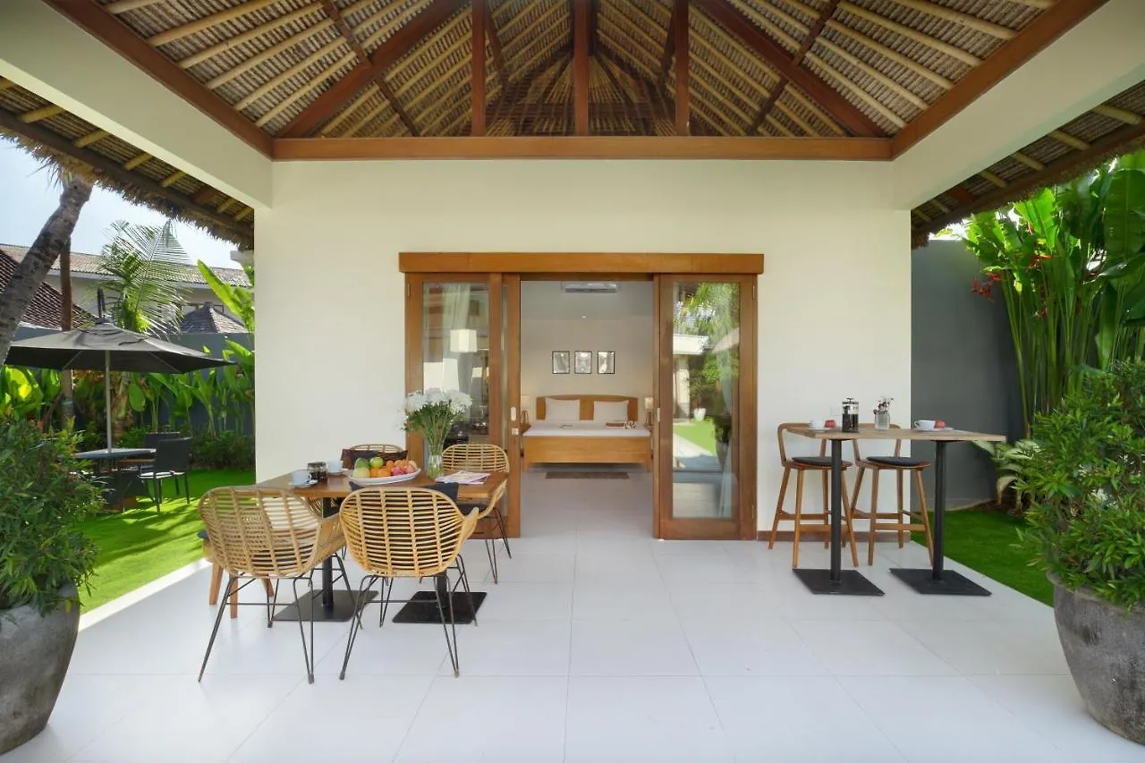 Big Private 11 Bed, 12,5 Bath, Rosefield Villa With Pool, Close To The Beach Canggu
