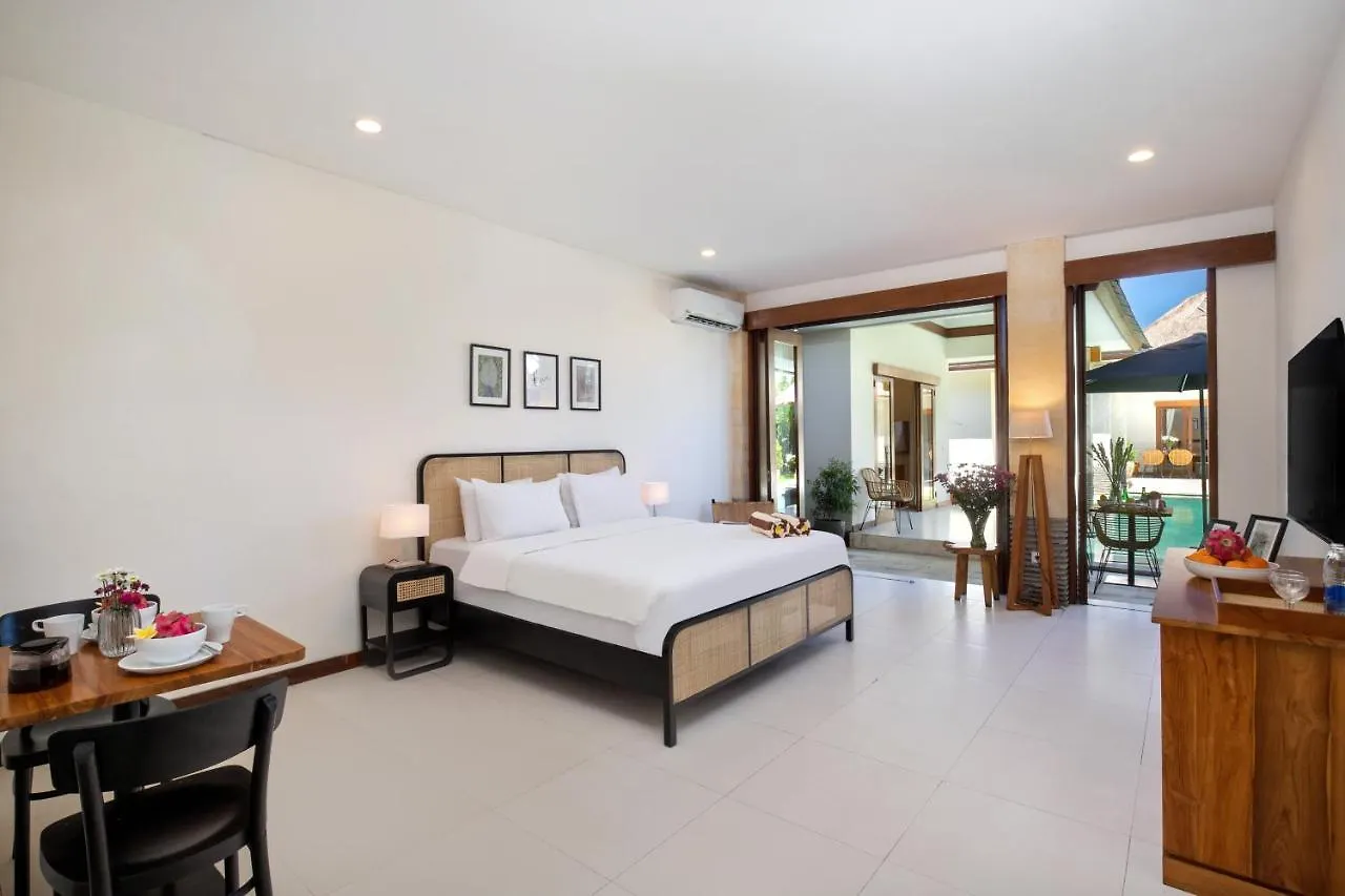 Big Private 11 Bed, 12,5 Bath, Rosefield Villa With Pool, Close To The Beach Canggu