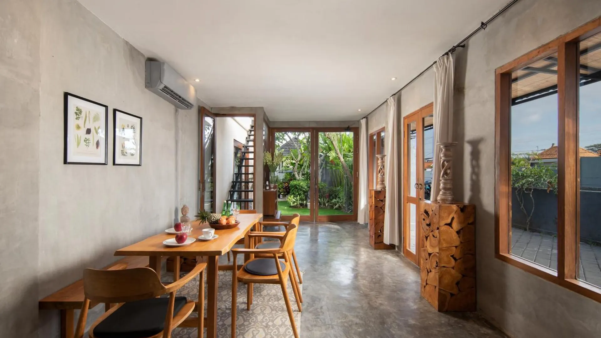 Big Private 11 Bed, 12,5 Bath, Rosefield Villa With Pool, Close To The Beach Canggu   Canggu (Bali)