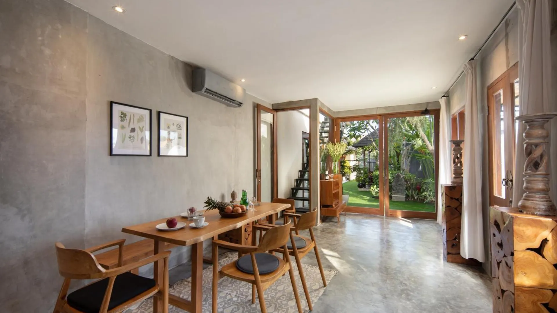 Big Private 11 Bed, 12,5 Bath, Rosefield Villa With Pool, Close To The Beach Canggu