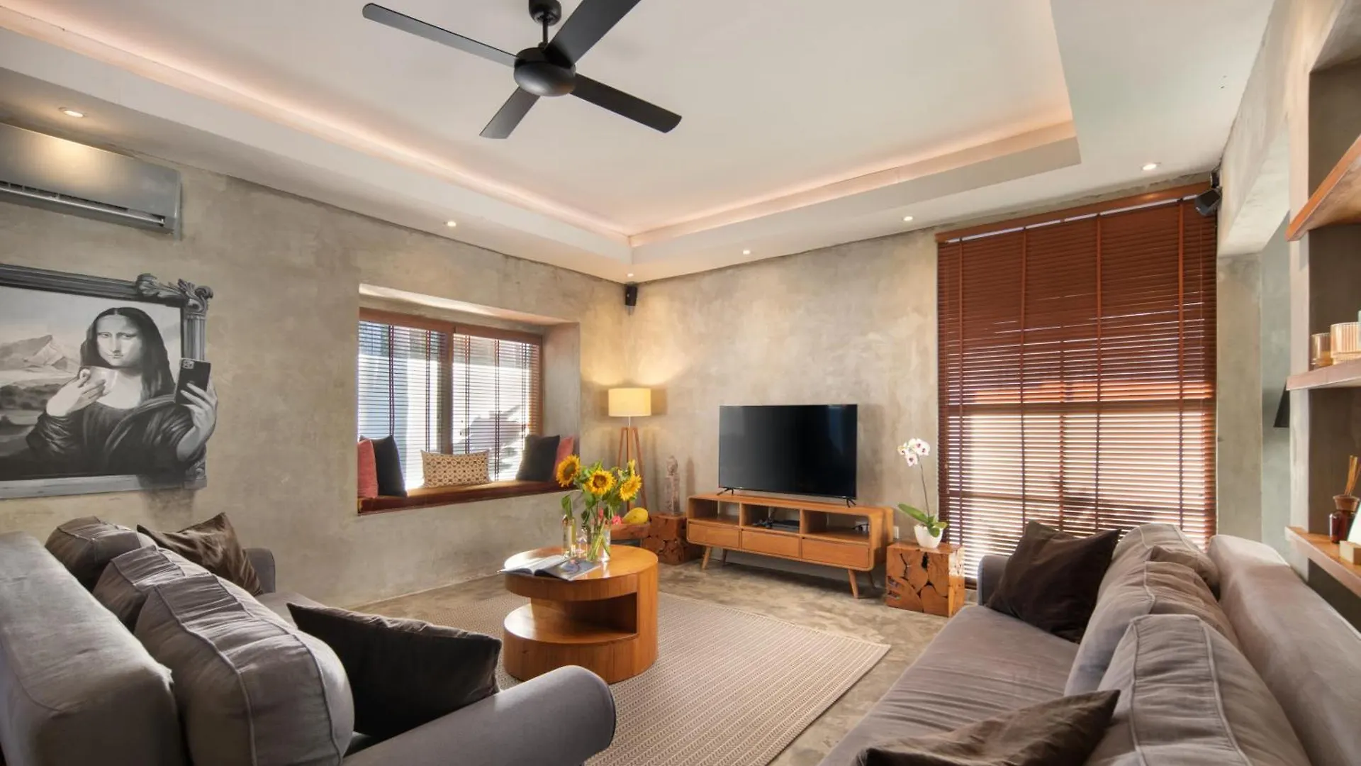 Big Private 11 Bed, 12,5 Bath, Rosefield Villa With Pool, Close To The Beach Canggu  0*, Canggu (Bali)