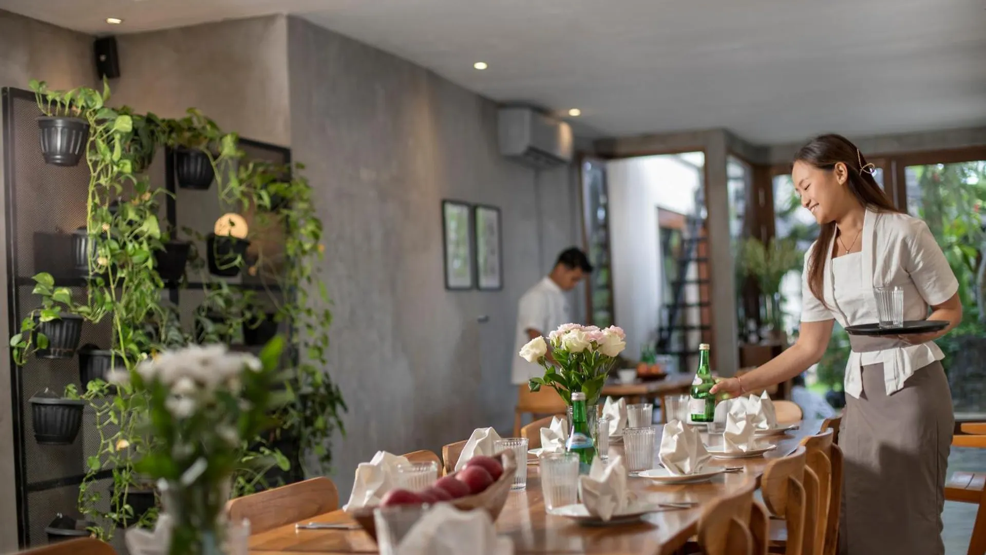 Big Private 11 Bed, 12,5 Bath, Rosefield Villa With Pool, Close To The Beach Canggu