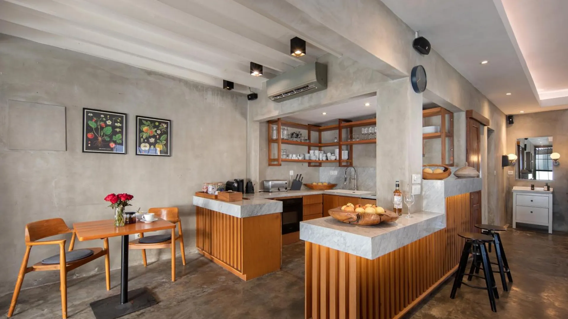 קנגו Big Private 11 Bed, 12,5 Bath, Rosefield Villa With Pool, Close To The Beach
