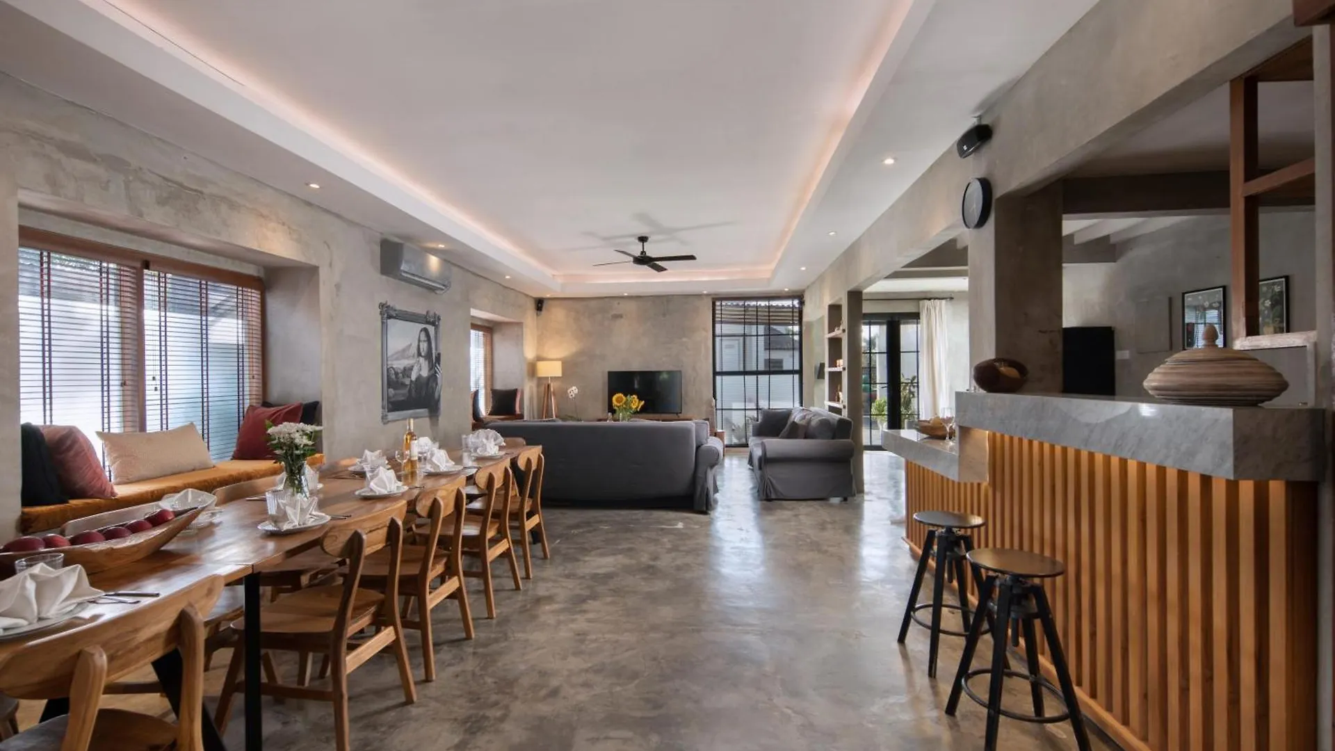 Big Private 11 Bed, 12,5 Bath, Rosefield Villa With Pool, Close To The Beach Canggu